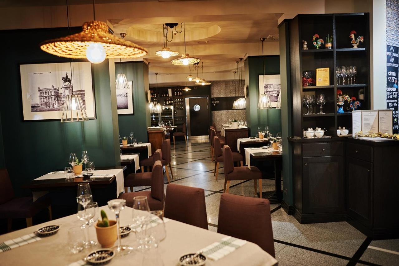 Hotel Fado Spa & Restaurant ชวิดนิตซา ภายนอก รูปภาพ