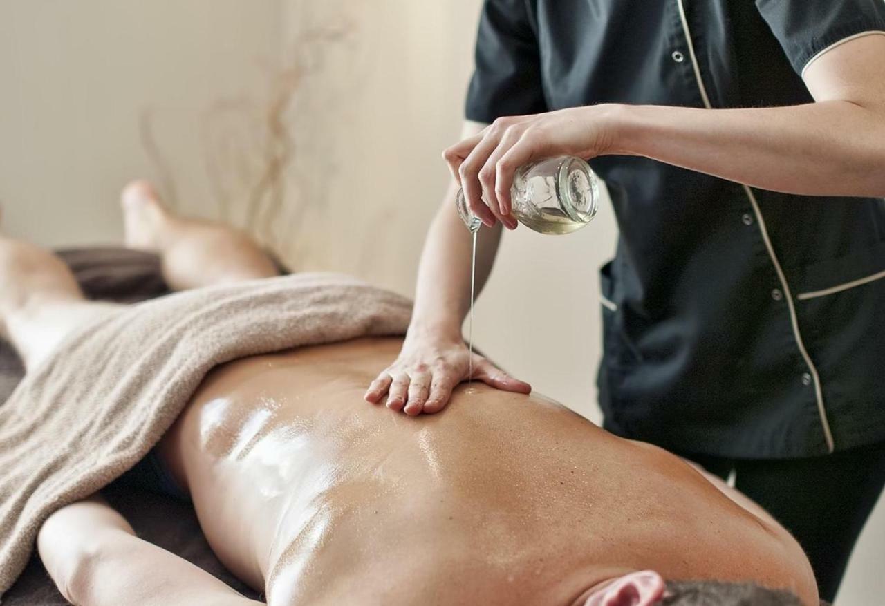 Hotel Fado Spa & Restaurant ชวิดนิตซา ภายนอก รูปภาพ